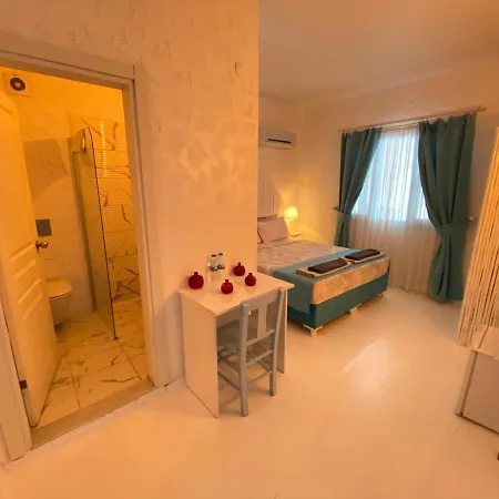 Гостевой дом Kekik Alacati Otel Hacimemis